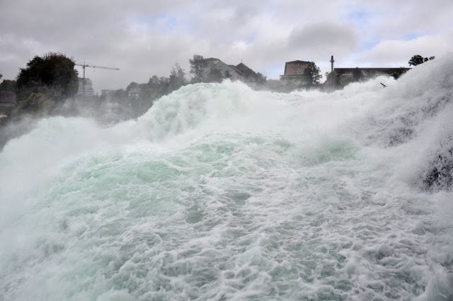 Bir Doğa Harikası: Rheinfall 10