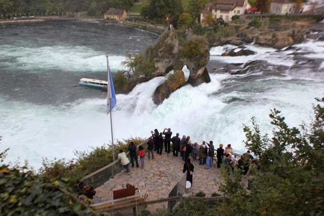 Bir Doğa Harikası: Rheinfall 13