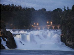 Bir Doğa Harikası: Rheinfall