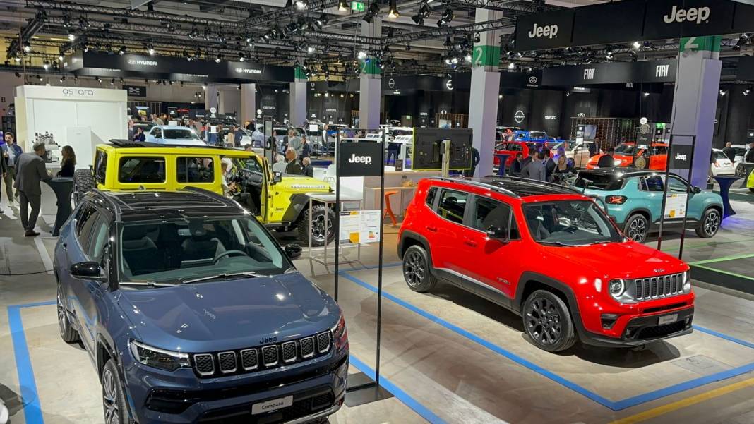 Yeni  elektrikli araçlar Auto Zürih’de görücüye çıktı. 4