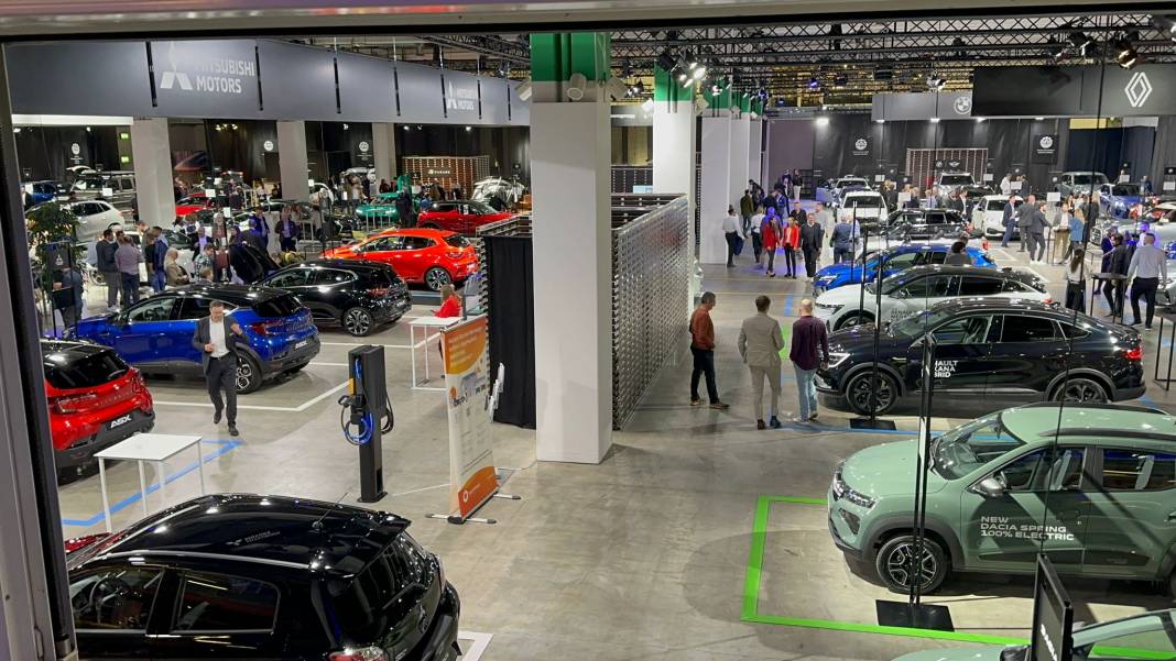 Yeni  elektrikli araçlar Auto Zürih’de görücüye çıktı. 7