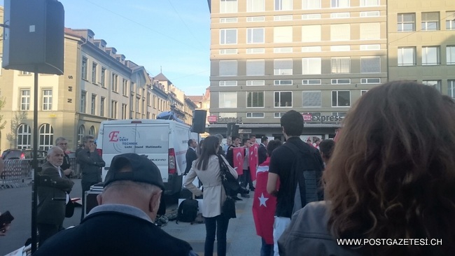 Bern’de Çanakkale anıldı, Ermeniler Protesto edildi 4