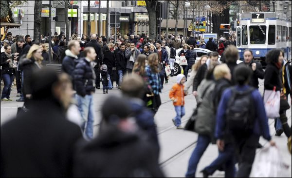 Zürih ve Bern tren istasyonları Avrupa’nın en iyisi seçildi