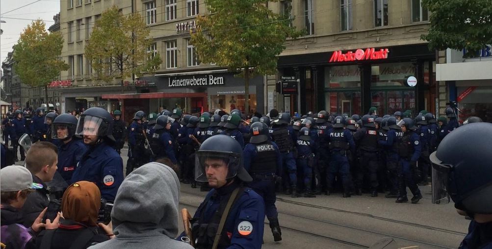 Antifaşistler Bern’de sokaklara döküldü