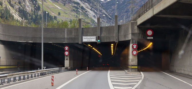 Gotthard tüneline ikinci yol talebi