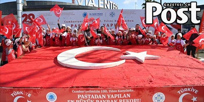 Pastadan yapılan en büyük bayrakla dünya rekoru kırıldı