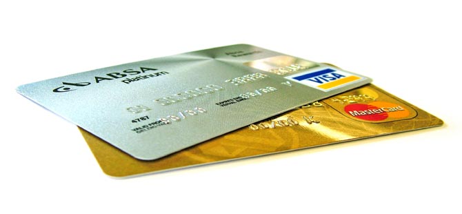 Ärger über Kreditkarten-Gebühren beim Internet-Einkauf