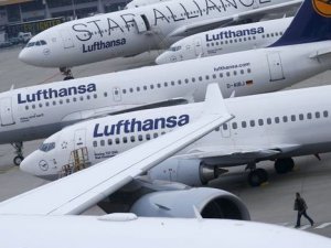 Lufthansa uçağı faciadan döndü