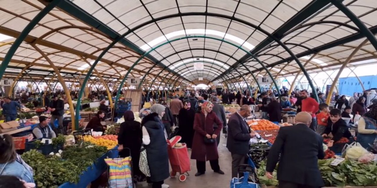 Gurbetçiler esnafı mutlu etmeye devam ediyor