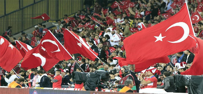 EURO 2016'DA HEDEF TÜRK SEYİRCİLERMİ?