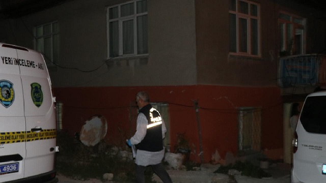 Burdur'da gurbetçi vatandaşın öldüğü, eşinin de yaralanmasına ilişkin 2 şüpheli yakalandı