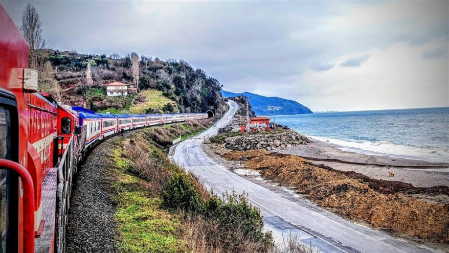 Türkiye’nin yeni turistik treni Karaelmas Ekspresi