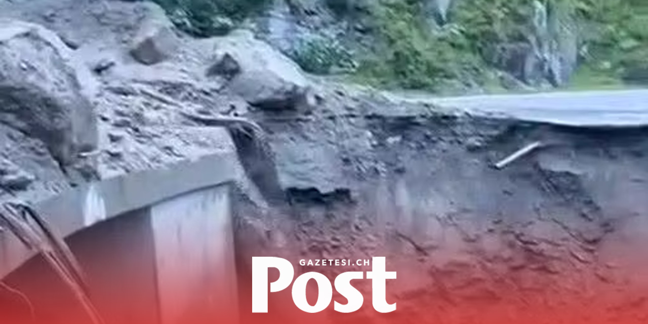 Wallis’te Sarreyer köprüsü heyelan ve sağanak yağış nedeniyle yıkıldı