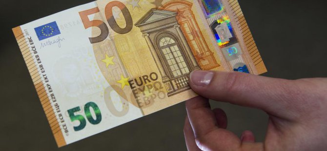 Yeni 50 euroluk banknotlar piyasada