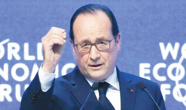 Hollande Davos’ta itiraf etti: Terörün oluşmasına biz sebep olduk