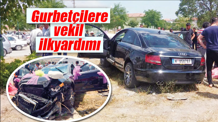 OLAY YERİNDEN GEÇEN DR. ALİ ŞEKER YARALILARA MÜDAHALE ETTİ