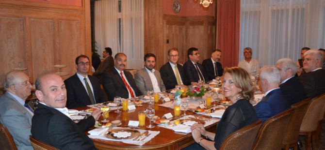 Büyükelçi Saygılı'dan STK'lara iftar